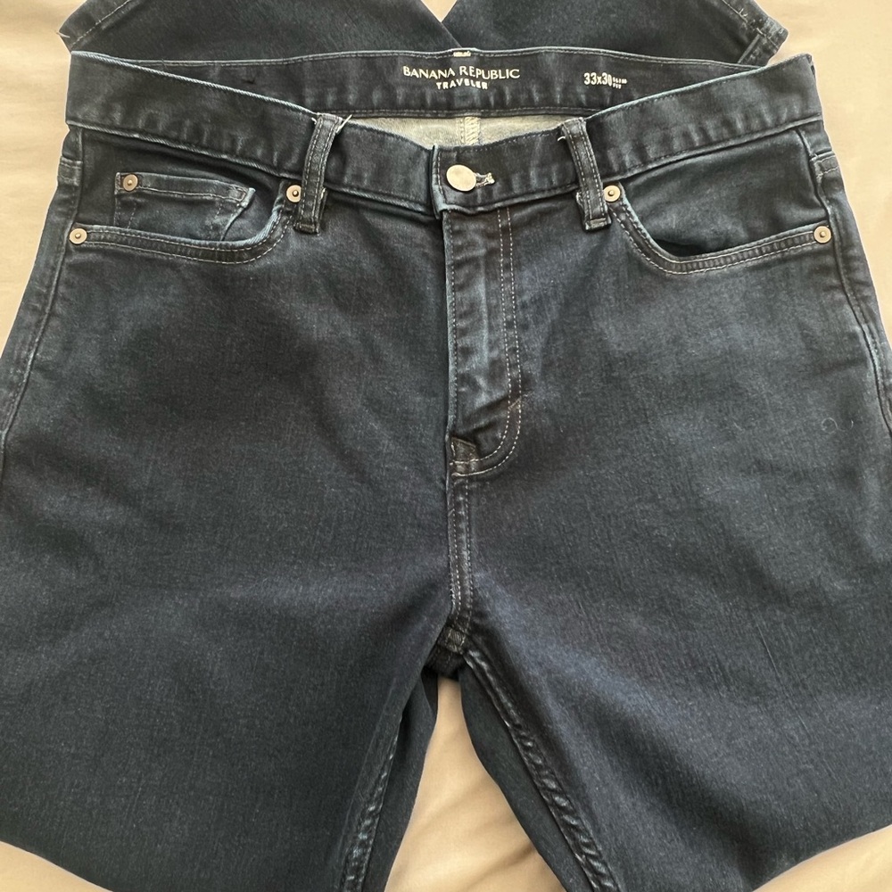 Banana Republic Men's Deep Indigo TRAVELER fit Jeans